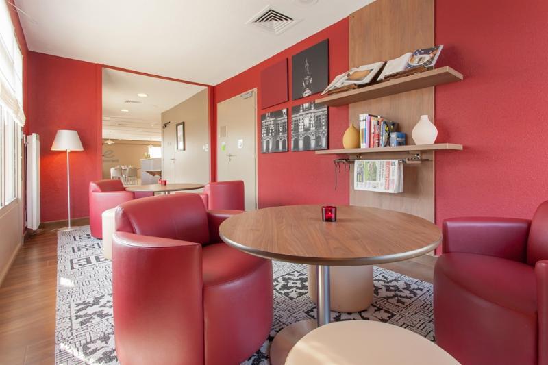 Hotel Inn Design Poitiers Sud Экстерьер фото